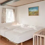 Casa de Férias Stunning Home In Bramming With Sauna Bramming